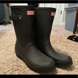 Black Hunter Rainboots Like New, Size 9